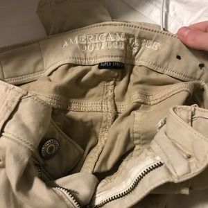 Brand new American eagle khaki jeggings.